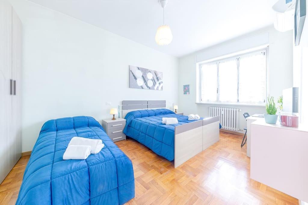Navigli - Downtown - Duomo Spacious Two Bedroom Apartment - Close To Metro - Ac - Wi-Fi Mediolan Zewnętrze zdjęcie