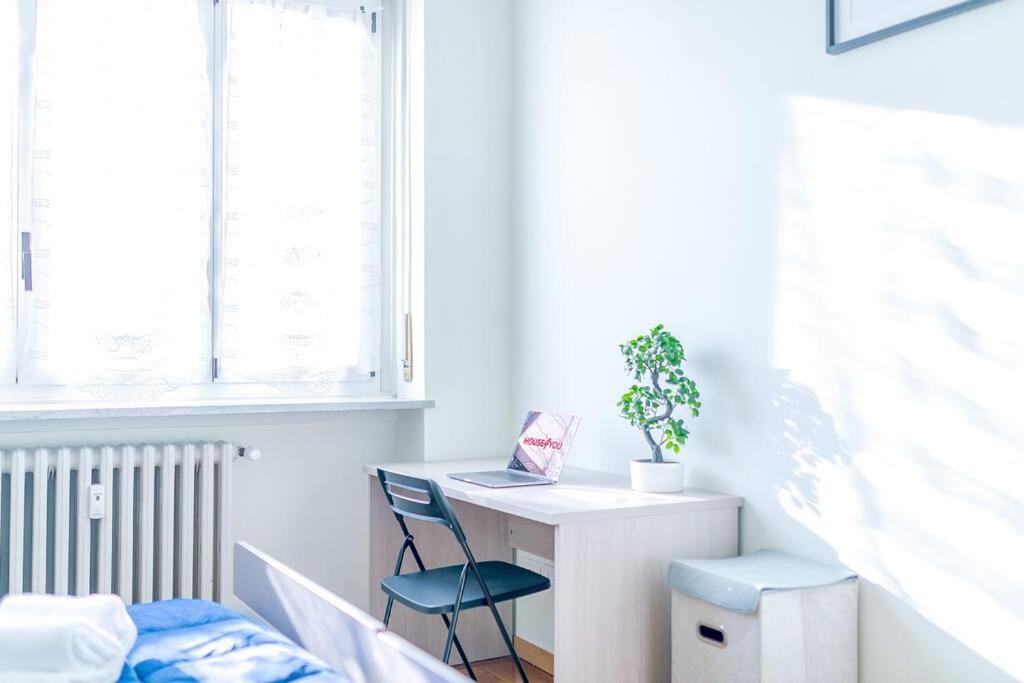 Navigli - Downtown - Duomo Spacious Two Bedroom Apartment - Close To Metro - Ac - Wi-Fi Mediolan Zewnętrze zdjęcie