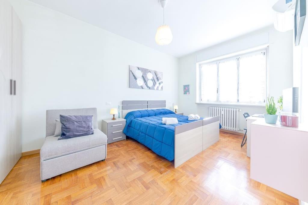 Navigli - Downtown - Duomo Spacious Two Bedroom Apartment - Close To Metro - Ac - Wi-Fi Mediolan Zewnętrze zdjęcie
